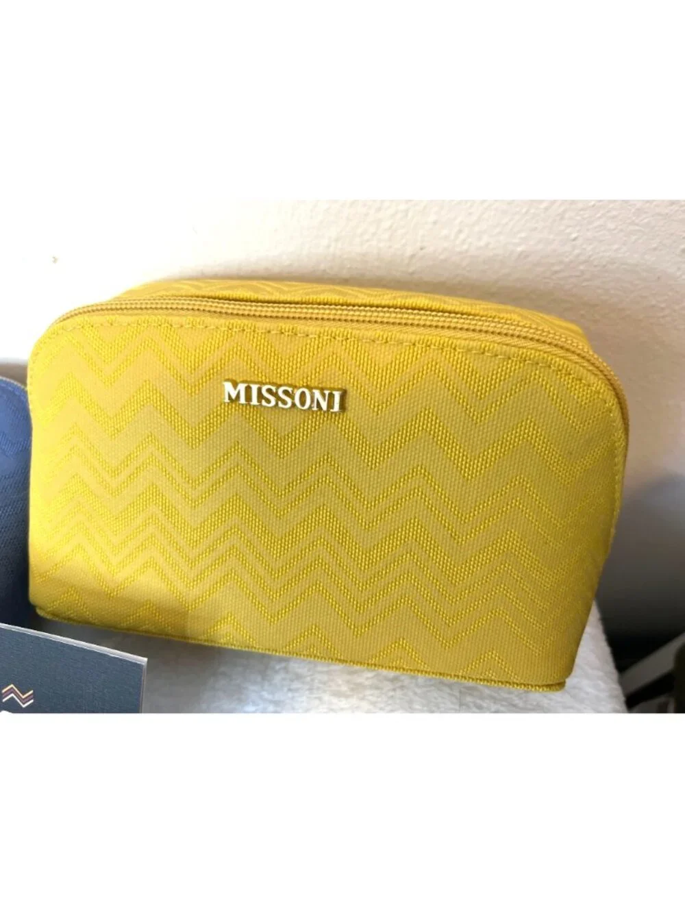Missoni Delta One Amenity Kits bundle 2 Blue and Yellow Lot One w/Accessories